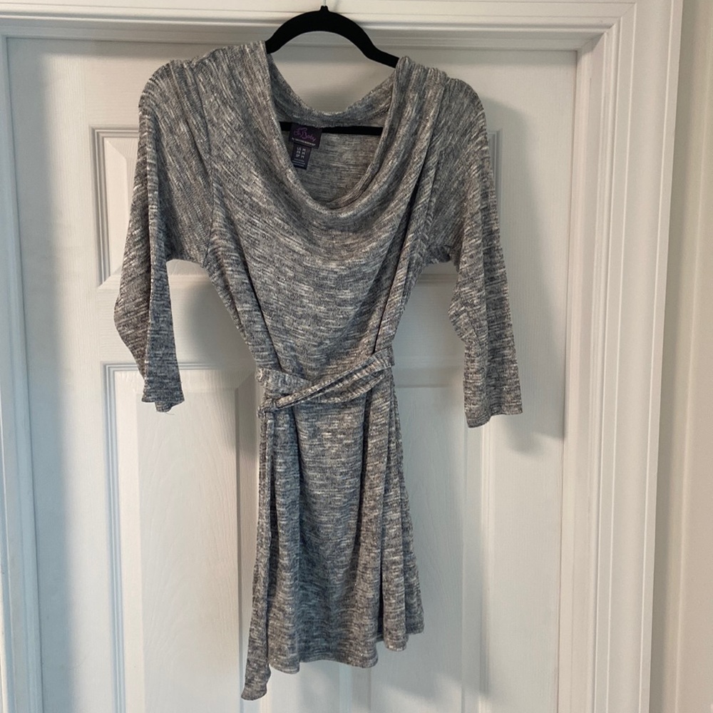 3/4 sleeve sparkle maternity shirt